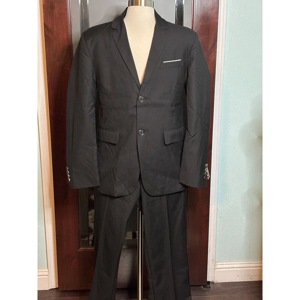 New Men’s Phayon Medium 2 Piece Navy Suit